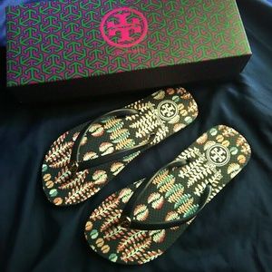 Size 5.5 Tory Burch sandals
